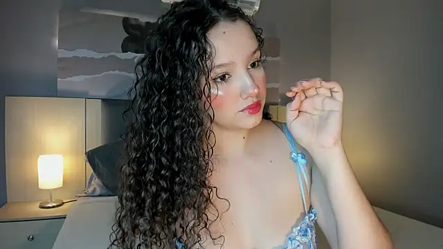 LucyLovelyy online show from 07-22-26, 02:36
