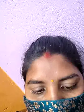 Snapshot of sweet_suman chatting on 03-10-25, 04:25 sweet suman online show from 03-10-25, 04:25