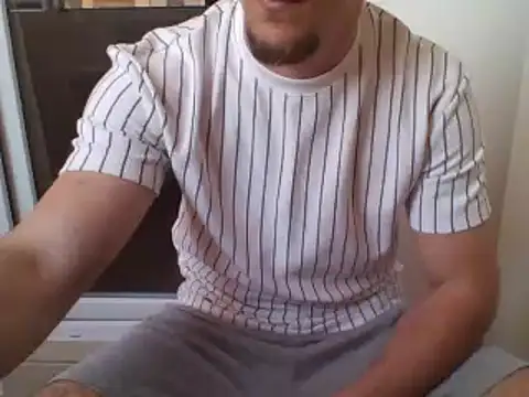 Snapshot of couplehot992 chatting on 03-08-25, 10:00 couplehot992 online show from 03-08-25, 10:00