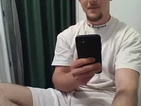 Snapshot of couplehot992 chatting on 03-11-25, 05:35 couplehot992 online show from 03-11-25, 05:35