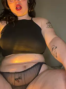 Snapshot of _dwhorekin_ chatting on 02-09-25, 05:22  dwhorekin  online show from 02-09-25, 05:22