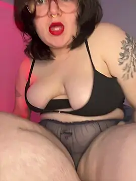 Snapshot of _dwhorekin_ chatting on 03-16-25, 12:44  dwhorekin  online show from 03-16-25, 12:44