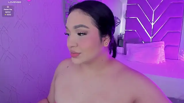 stefany duque1  online show from 02-05-26, 03:11