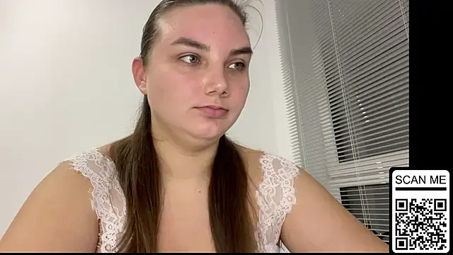 Dreamyblushfairy online show from 10-26-25, 08:04