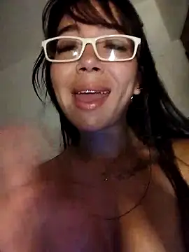 Snapshot of StarSex22 chatting on 03-04-25, 04:38 StarSex22 online show from 03-04-25, 04:38