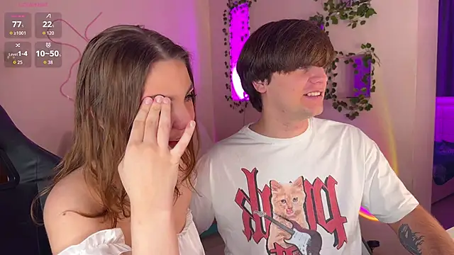 Snapshot of RobertAndLinela chatting on 11-28-25, 01:19 RobertAndLinela online show from 11-28-25, 01:19