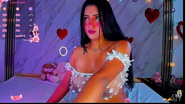 Snapshot of Lana_Parker_01 chatting on 06-16-26, 12:35 Lana Parker 01 online show from 06-16-26, 12:35