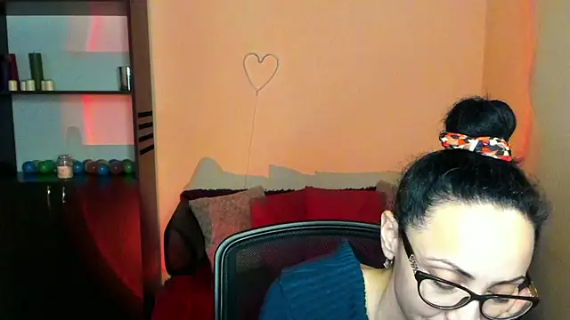 Arianasweety23 online show from 01-05-25, 03:23