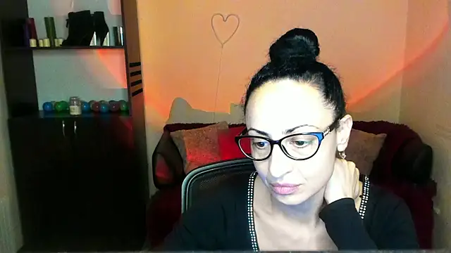 Arianasweety23 online show from 01-09-25, 12:19