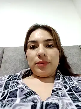 Snapshot of VictoriaMolina chatting on 10-11-25, 11:36 VictoriaMolina online show from 10-11-25, 11:36