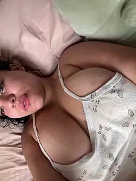 apriil rossee online show from 02-07-25, 03:52