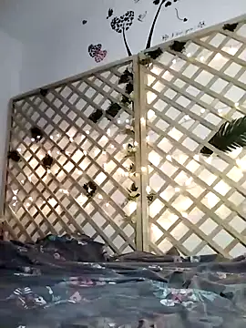 Mia WAll online show from 01-22-25, 07:14