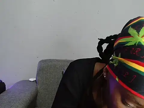 xxSexyTalia28 online show from 10-23-25, 07:51