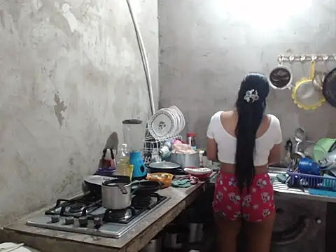 Coral0403 online show from 12-21-25, 03:30