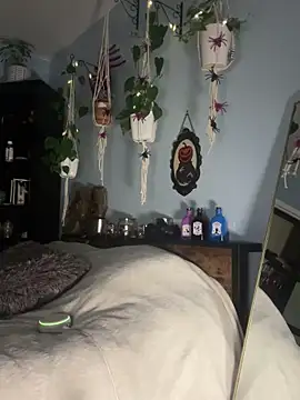 AlessasRoom online show from 10-26-25, 06:03