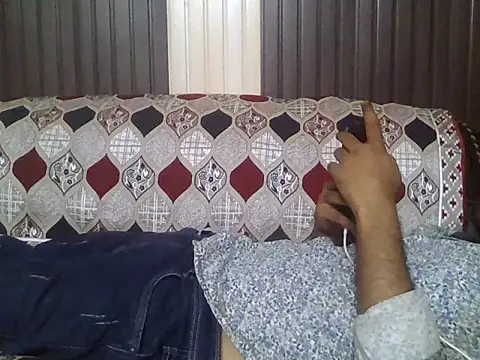 Snapshot of indihotguy chatting on 05-20-26, 02:34 indihotguy online show from 05-20-26, 02:34