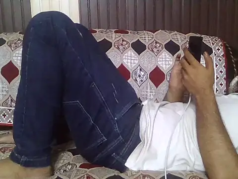 Snapshot of indihotguy chatting on 05-26-26, 03:08 indihotguy online show from 05-26-26, 03:08