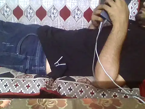 Snapshot of indihotguy chatting on 05-31-26, 06:20 indihotguy online show from 05-31-26, 06:20