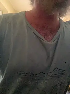 poesnuus999 online show from 12-25-24, 08:40