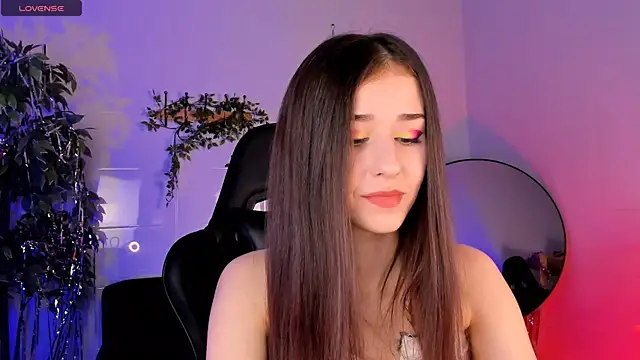 Moon Sophi online show from 12-30-24, 03:02