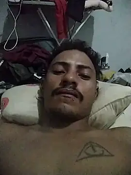 Snapshot of Vernny chatting on 03-20-25, 03:56 Vernny online show from 03-20-25, 03:56