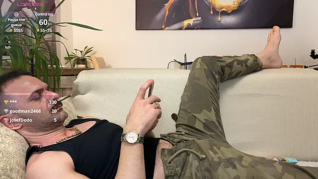 Snapshot of Asmodeuss666 chatting on 02-08-25, 08:32 Asmodeuss666 online show from 02-08-25, 08:32