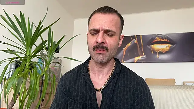 Snapshot of Asmodeuss666 chatting on 02-25-25, 07:20 Asmodeuss666 online show from 02-25-25, 07:20