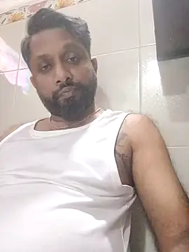 Snapshot of carria_homes chatting on 01-06-25, 01:41 carria homes online show from 01-06-25, 01:41