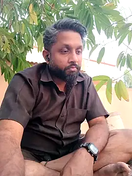 Snapshot of carria_homes chatting on 01-15-25, 12:36 carria homes online show from 01-15-25, 12:36