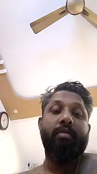 Snapshot of carria_homes chatting on 01-21-25, 03:04 carria homes online show from 01-21-25, 03:04