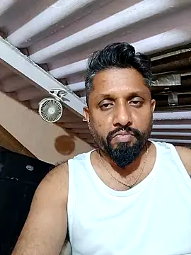 Snapshot of carria_homes chatting on 02-05-25, 06:04 carria homes online show from 02-05-25, 06:04