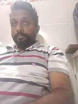 Snapshot of carria_homes chatting on 03-18-25, 09:42 carria homes online show from 03-18-25, 09:42