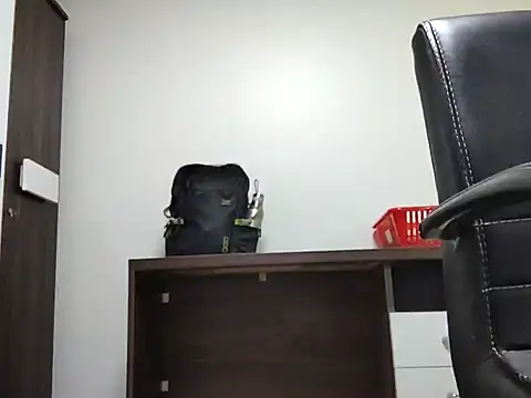 Snapshot of johnchannel6969 chatting on 01-27-25, 05:58 johnchannel6969 online show from 01-27-25, 05:58