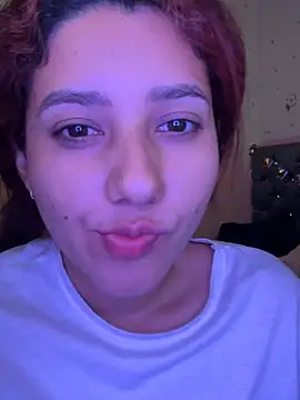 Snapshot of emmariders2 chatting on 07-18-26, 04:27 emmariders2 online show from 07-18-26, 04:27