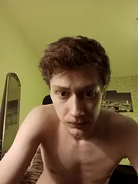 Snapshot of HalloMarcy chatting on 12-26-24, 04:43 HalloMarcy online show from 12-26-24, 04:43