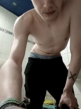 Snapshot of HalloMarcy chatting on 03-05-25, 09:05 HalloMarcy online show from 03-05-25, 09:05