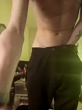 Snapshot of HalloMarcy chatting on 03-16-25, 09:58 HalloMarcy online show from 03-16-25, 09:58