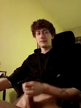 Snapshot of HalloMarcy chatting on 11-01-25, 01:07 HalloMarcy online show from 11-01-25, 01:07