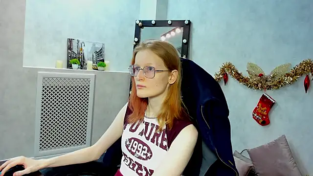 Snapshot of ElizabethHarpper chatting on 01-04-25, 01:42 ElizabethHarpper online show from 01-04-25, 01:42