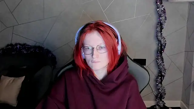 ElizabethHarpper online show from 01-09-26, 01:08