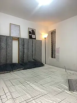 womantall99 online show from 12-31-24, 02:25