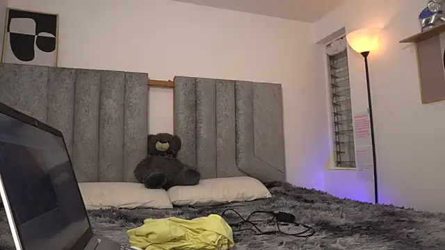 womantall99 online show from 02-27-25, 04:32