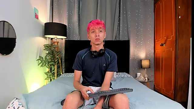 Snapshot of Brian-Ausslos chatting on 03-11-25, 04:43 Brian-Ausslos online show from 03-11-25, 04:43