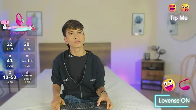 Snapshot of Brian-Ausslos chatting on 11-20-25, 04:45 Brian-Ausslos online show from 11-20-25, 04:45