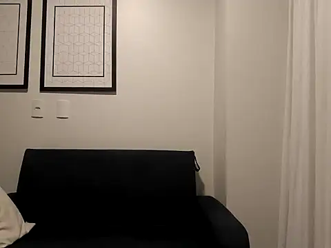 Snapshot of fs_carioca chatting on 10-18-25, 02:58 fs carioca online show from 10-18-25, 02:58