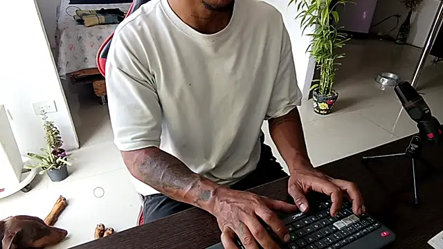 Adam Valenciia online show from 02-18-26, 05:53