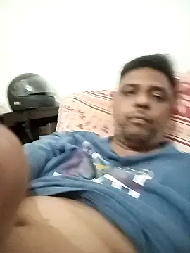 Snapshot of jemes21in chatting on 01-11-26, 07:08 jemes21in online show from 01-11-26, 07:08