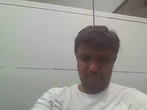 Snapshot of jemes21in chatting on 03-21-26, 09:25 jemes21in online show from 03-21-26, 09:25