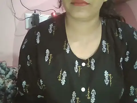 Hot-shanvi online show from 10-27-25, 11:52