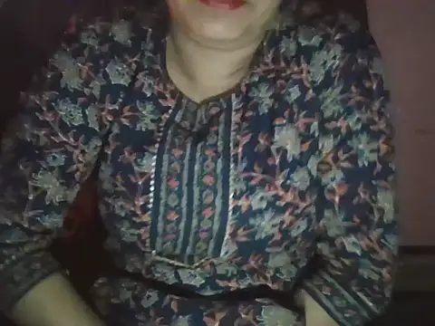 Hot-shanvi online show from 11-02-25, 12:57